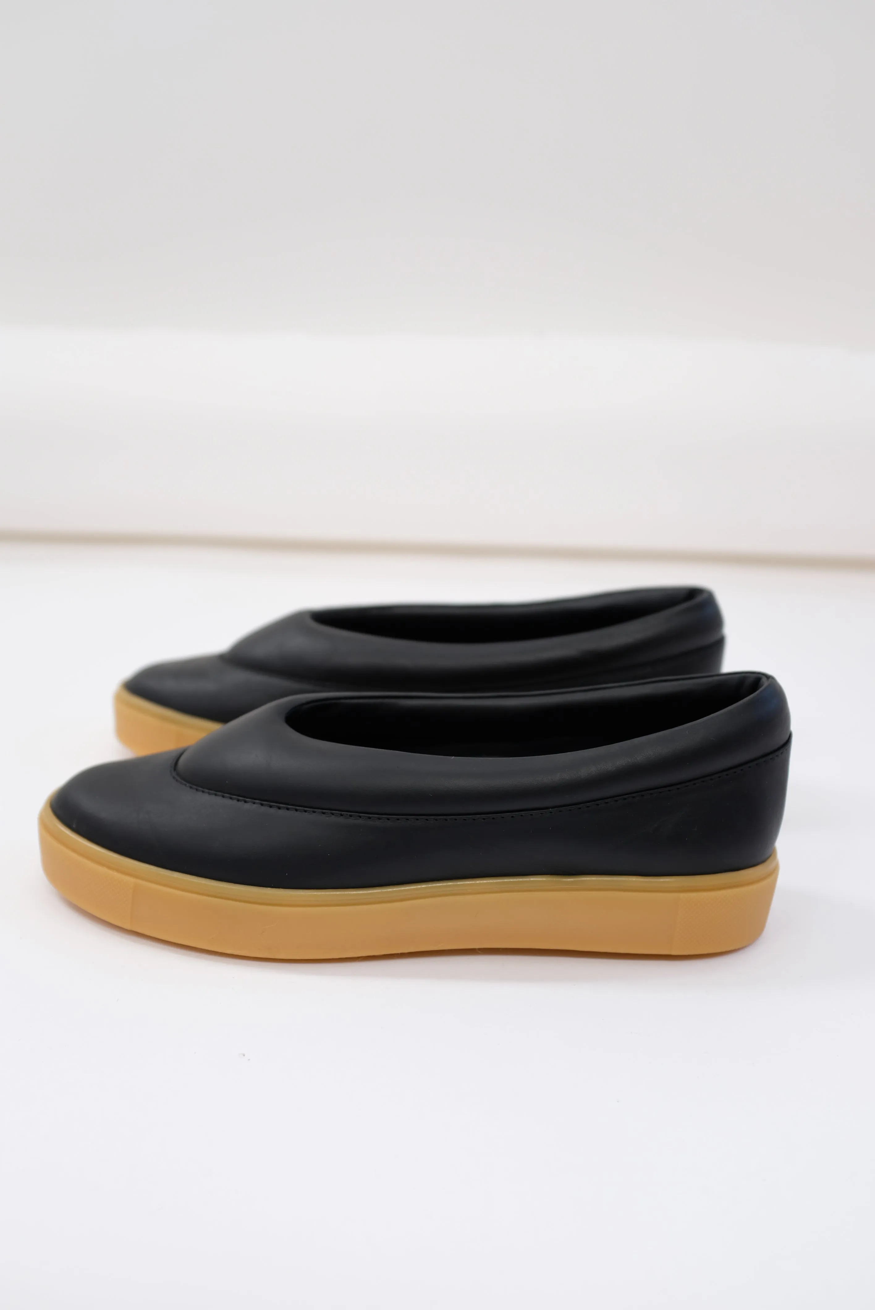 Beklina Margo Sneaker Black