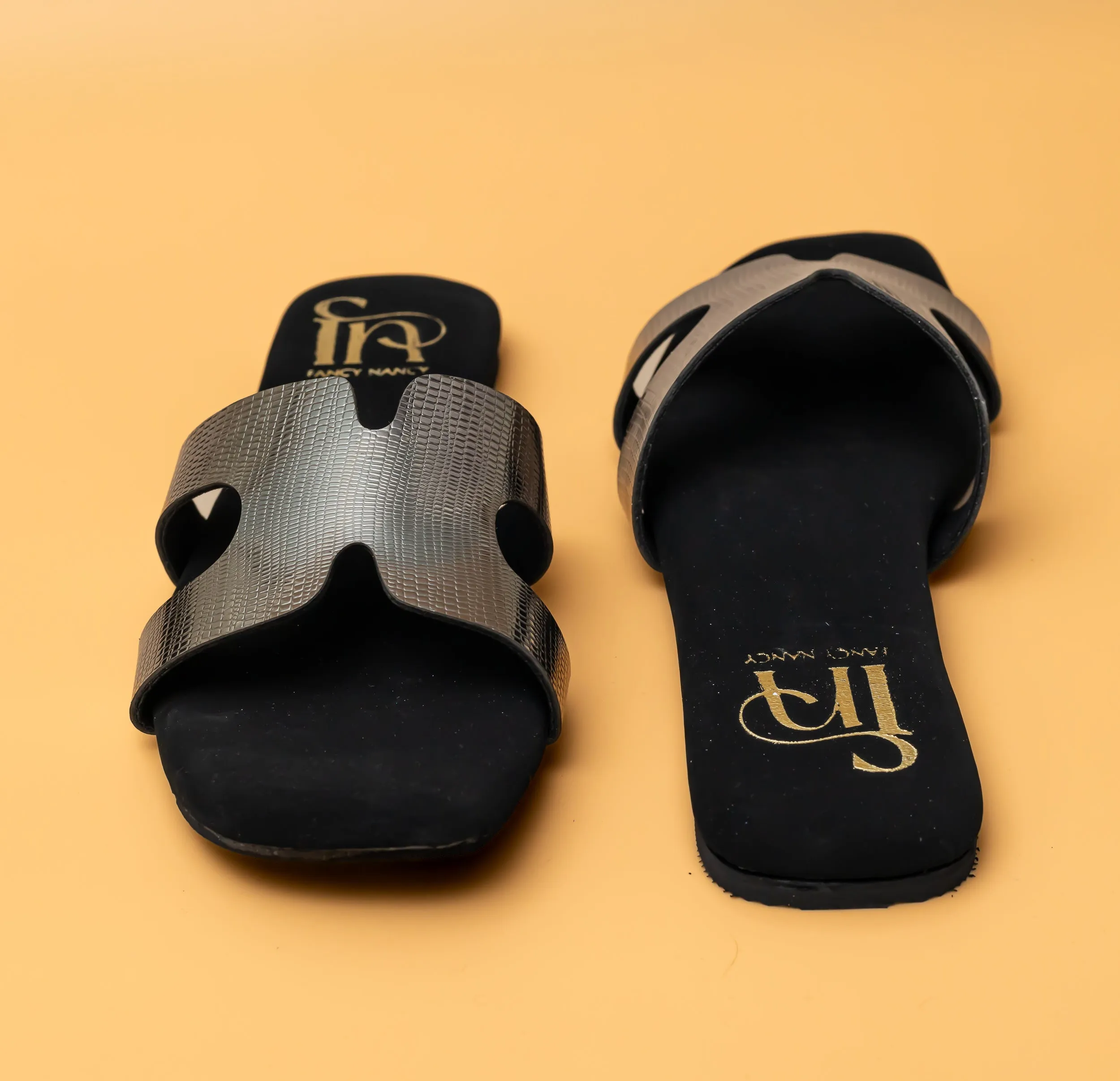 H Flats - Grey