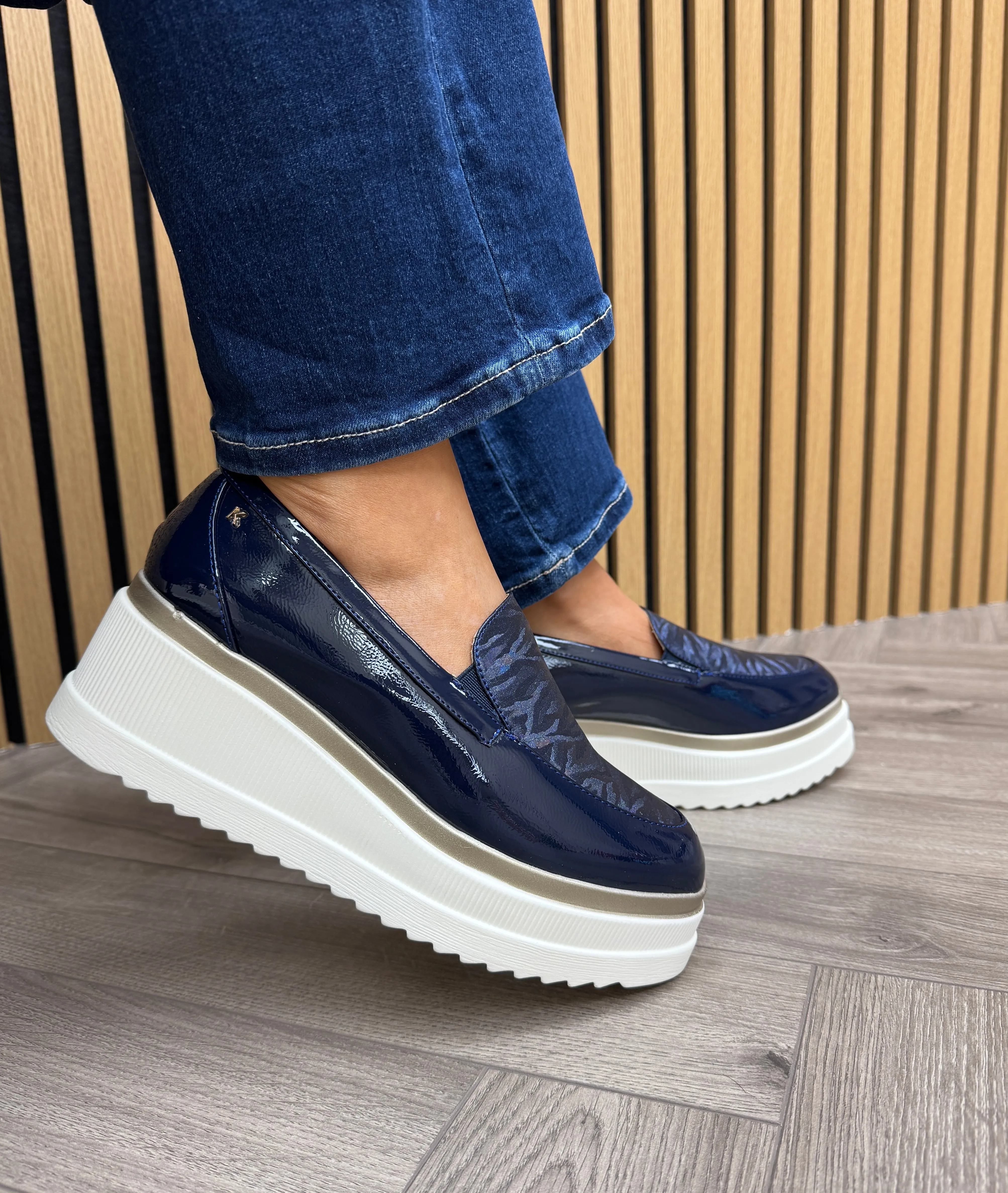 Kate Appleby ‘Kirtling’ Platform Loafer (K9)- Sapphire