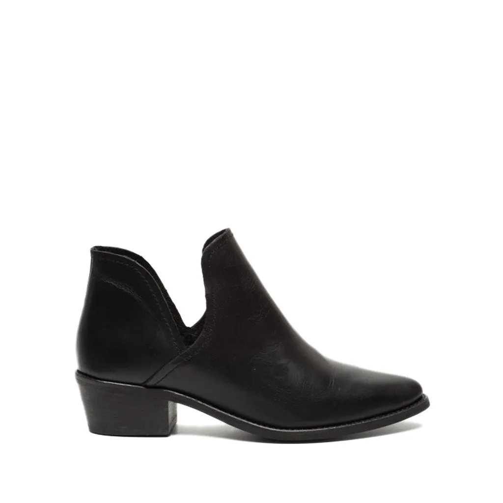 Steve Madden Women's Austin Boot in Black