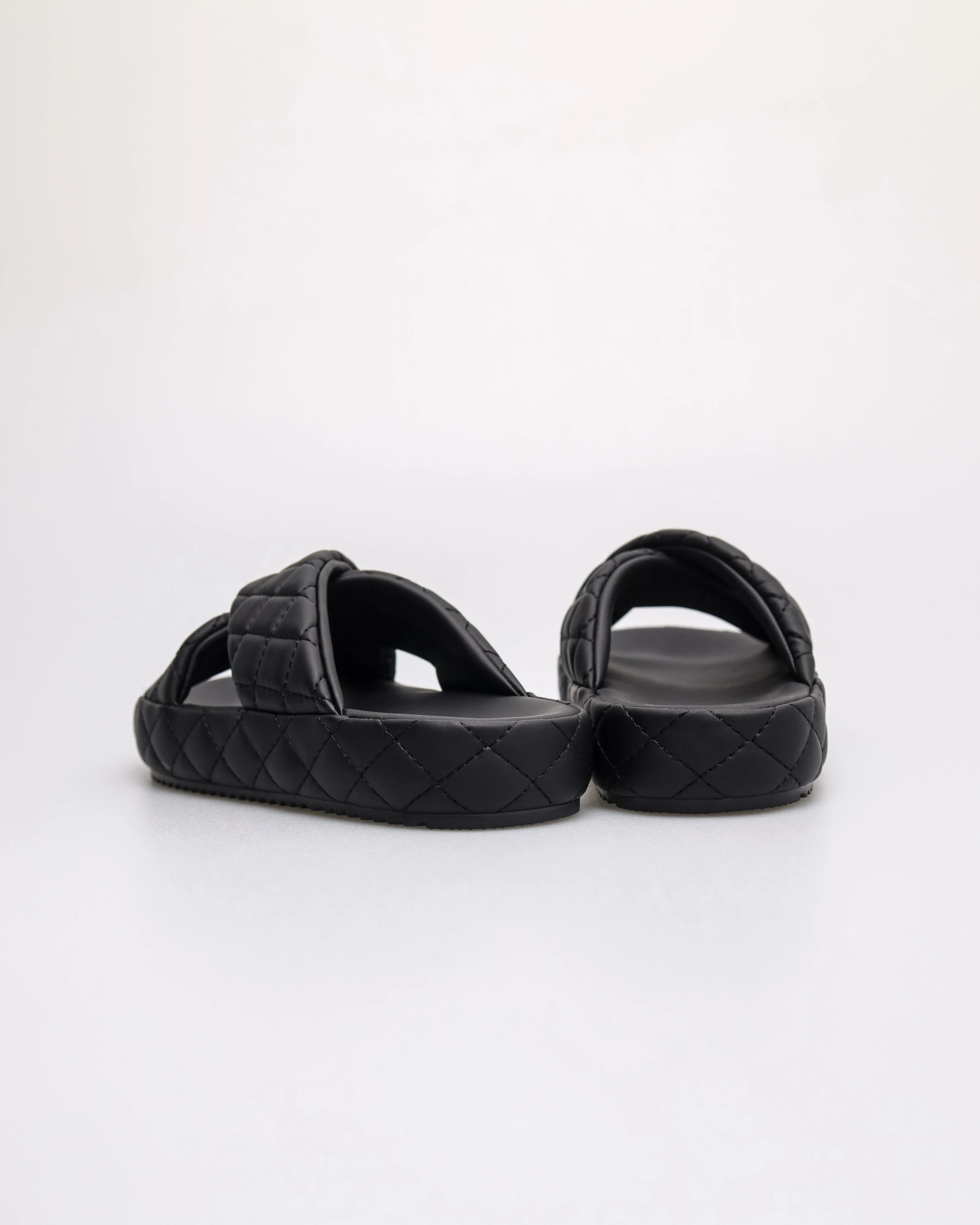Tomaz NN394 Ladies Cross Quilted Slipper